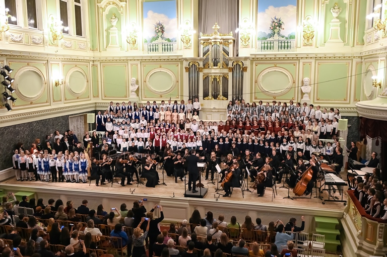 Детский композиторско -исполнительский конкурс имени Андрея Петрова «Бывает всё на свете хорошо». Фото предоставлено пресс-службой Фонда композитора Андрея Петрова. Правообладатель: Фонд композитора Андрея Петрова.