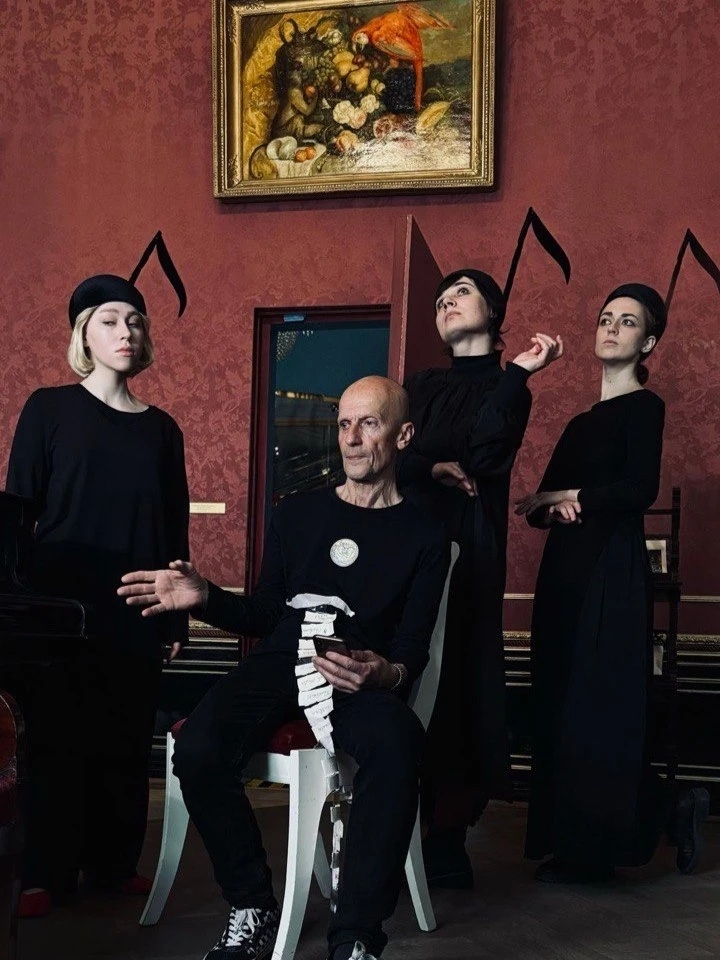 Derevo ArtHouse Антона Адасинского.