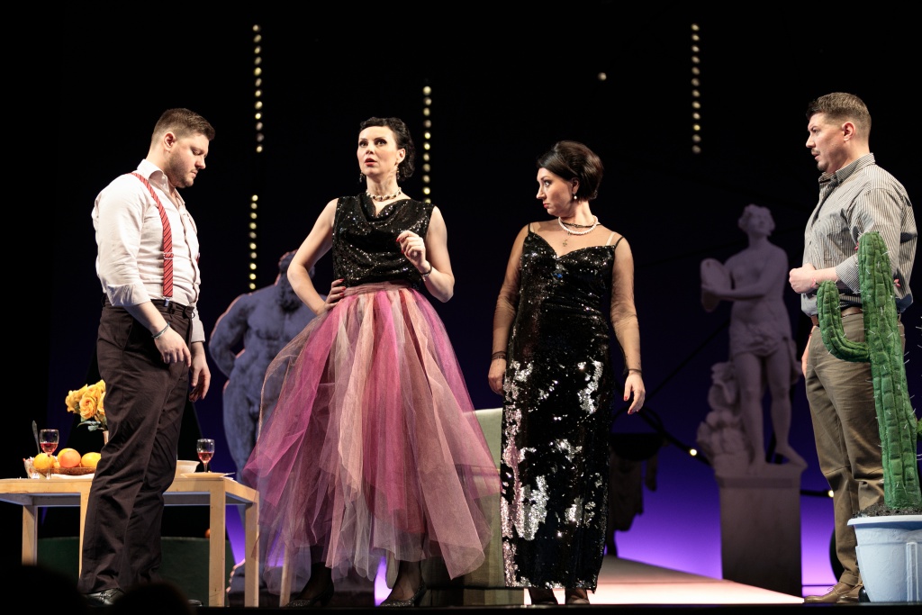 Правообладатель: театр им. В. Ф. Комиссаржевской.