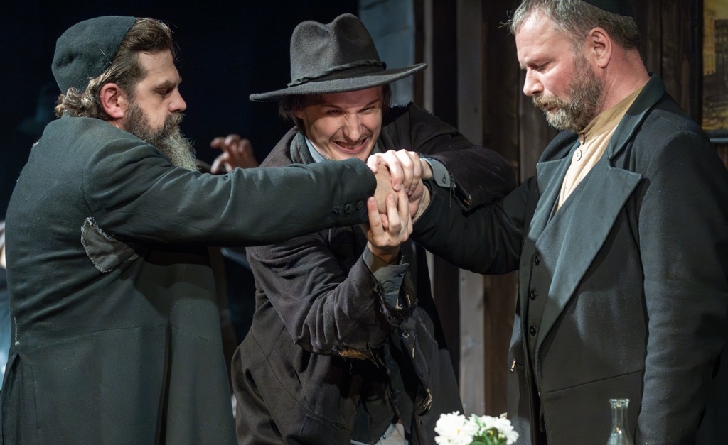 Правообладатель: пресс-служба театра «У моста». krP4FCnAQJOOOpjQYoLqBKeIopexaD03Dk2kuYhnXbUJ9FKVmRJBvEsN1mSoweSIclcrv2gCIXQuzXaRdEeIdxW9.jpg