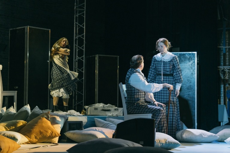 Спектакль «ВА-ВА» Березниковского драматического театра. Фото: baltic-house.ru. Правообладатель: baltic-house.ru. 
