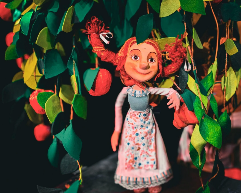 Фото: kotwilliam.ru. Правообладатель: театр «Кот Вильям». Screenshot 2025-12-01 at 12-13-57 5pV6Jnaq7hp-m6pBzjxC.jpg.webp (Изображение WEBP 1680 × 1344 пикселей) — Масштабированное (69_).png