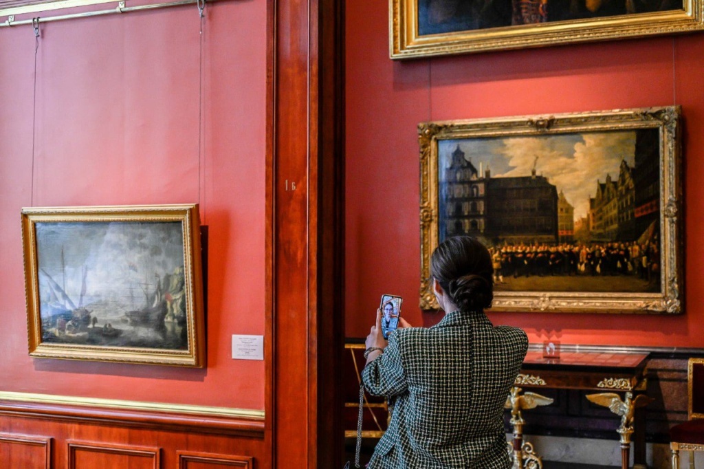 Если ваша аудитория от 10 тысяч подписчиков, музей предлагаем вам заполнить простую форму регистрации. Если ваша аудитория от 10 тысяч подписчиков, музей предлагаем вам заполнить простую форму регистрации.