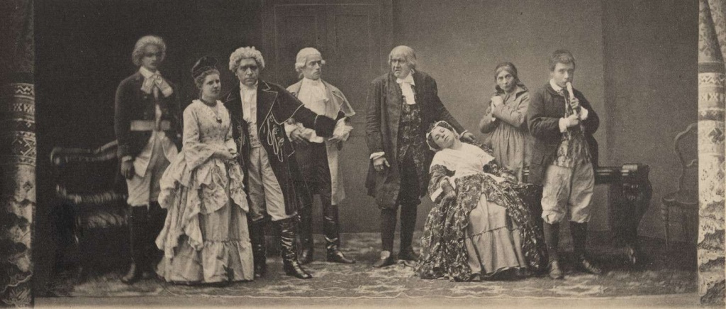 Фото: rosphoto.org / Михаил Панов. Сцена из спектакля «Недоросль» (1886)