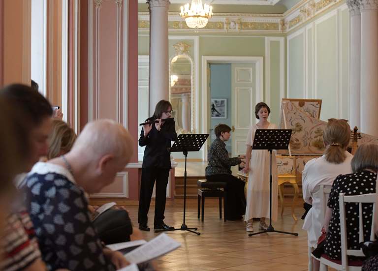 Фестиваль старинной музыки «Барокко в белую ночь». Фото предоставлено пресс-службой Петербургской филармонии. Автор: Анна Флегонтова. Правообладатель: Санкт-Петербургская филармония им. Д.Д. Шостаковича. 