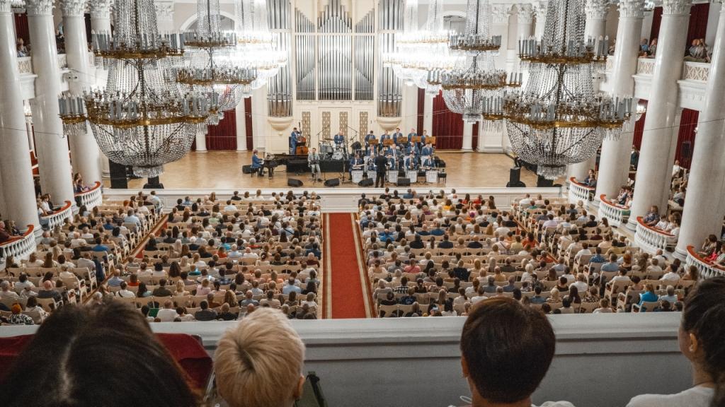 Правообладатель: оргкомитет Петербургского джазового фестиваля Игоря Бутмана.