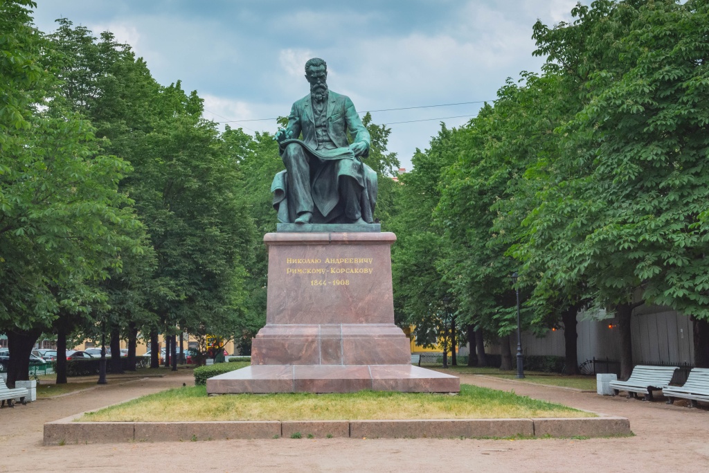 Памятник Николаю Андреевичу Римскому-Корсакову. Фото: Ирина Иванова.