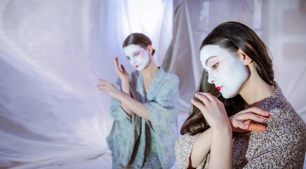 Правообладатель: театр «Суббота».