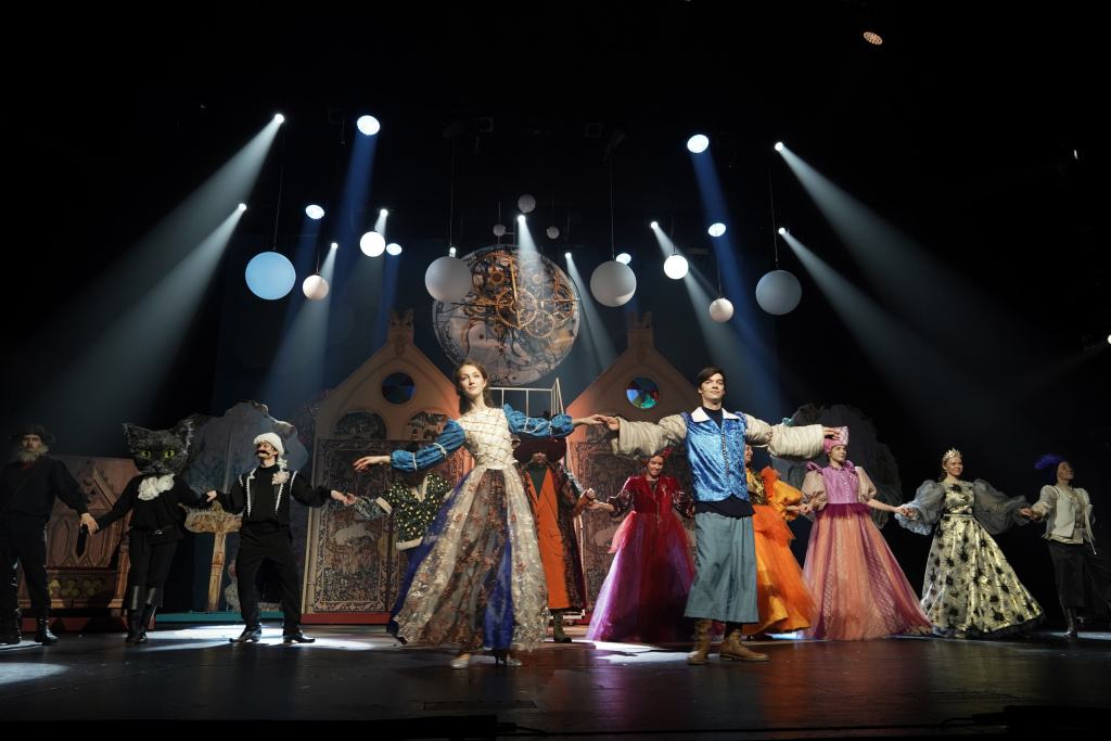 Screenshot 2026-03-13 at 12-56-51 Золушка спектакль в театре Балтийский дом. Большая сцена. 2 ЧАСА С ОДНИМ АНТРАКТОМ. Купить билет.png