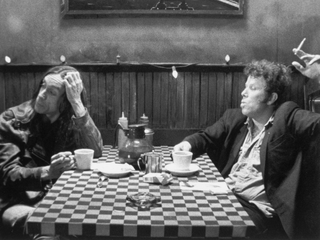 Кадр из фильма. Правообладатель: kuryokhin.net. Coffee&Cigarettes_01.jpg